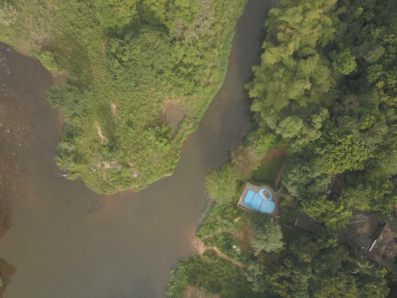 Plantation Hotel Helarambe 外观 照片